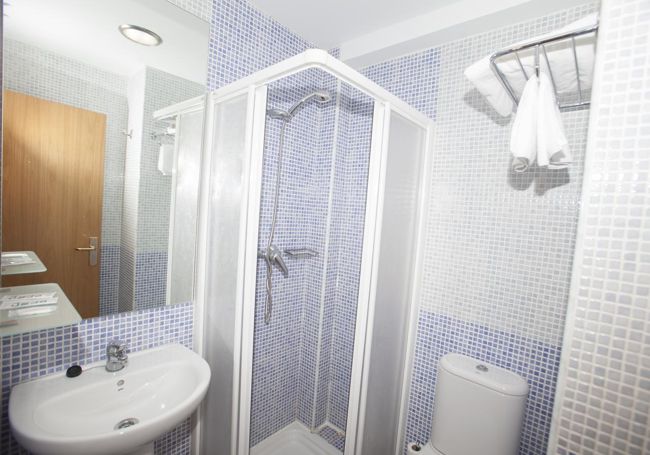 Hostal Via Lactea Burgos Ngoại thất bức ảnh